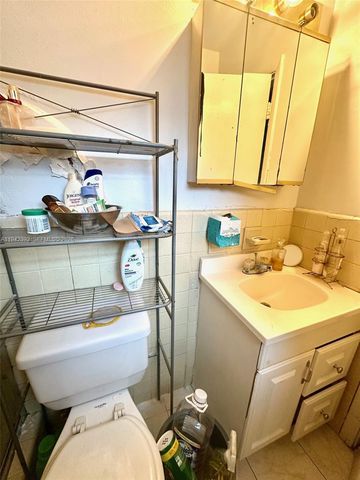 1815 NW 188th Ter, Miami Gardens, FL 33056