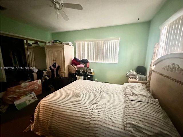 1815 NW 188th Ter, Miami Gardens, FL 33056
