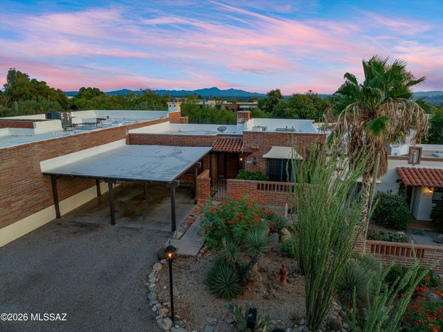2722 E Avenida De Pueblo, Tucson, AZ 85718