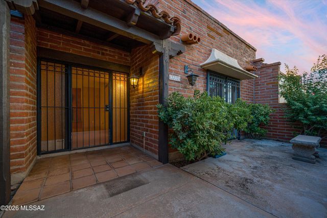 2722 E Avenida De Pueblo, Tucson, AZ 85718