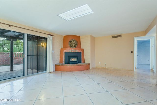 2722 E Avenida De Pueblo, Tucson, AZ 85718
