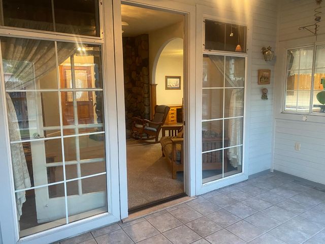 345 Riviera Way, Turlock, CA 95382