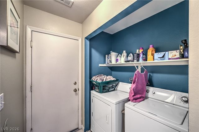 8219 Mt Brodie Circle, Las Vegas, NV 89145