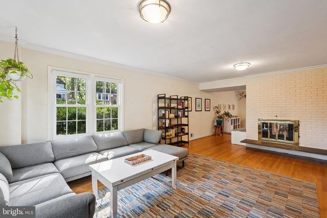 1432 CRESTRIDGE DR, Silver Spring, MD 20910