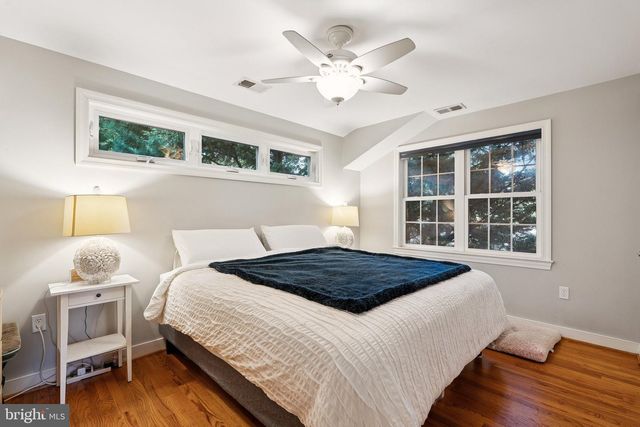 1432 CRESTRIDGE DR, Silver Spring, MD 20910