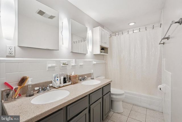 1432 CRESTRIDGE DR, Silver Spring, MD 20910