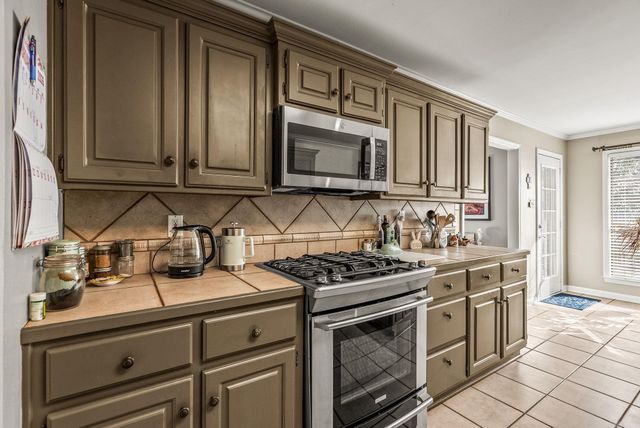 111 Beaulieu Court, Maumelle, AR 72113