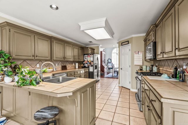 111 Beaulieu Court, Maumelle, AR 72113