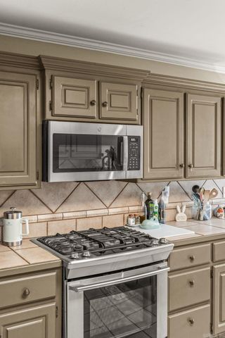 111 Beaulieu Court, Maumelle, AR 72113