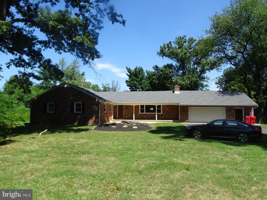 449 STREET RD, Warminster, PA 18974