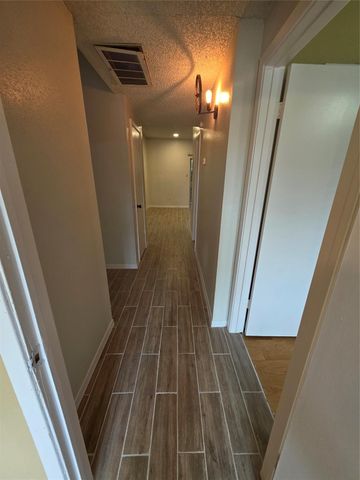 8334 Jorine Drive 8733, Houston, TX 77036