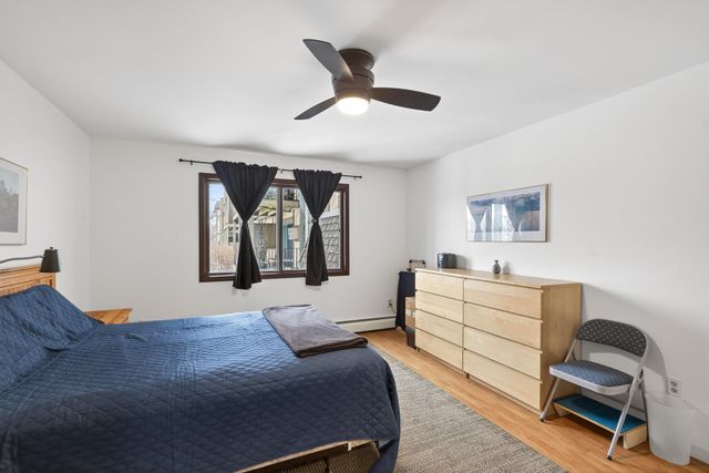 1304 W Medicine Lake Drive 119, Plymouth, MN 55441