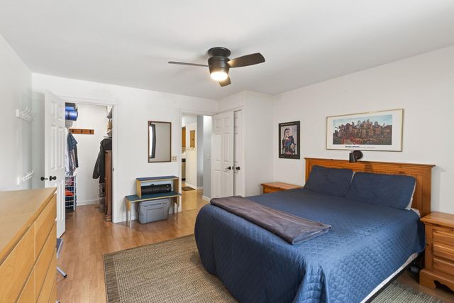 1304 W Medicine Lake Drive 119, Plymouth, MN 55441