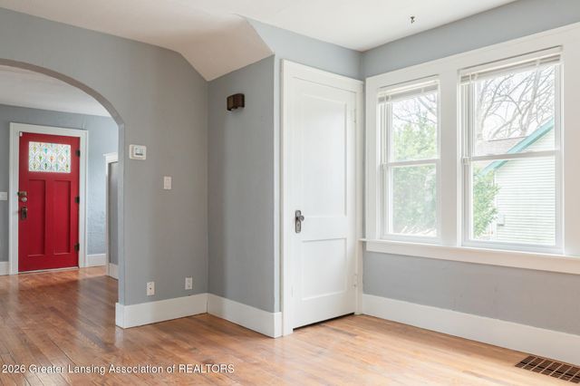 508 Leslie Street, Lansing, MI 48912