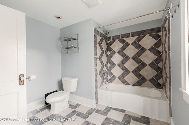 508 Leslie Street, Lansing, MI 48912