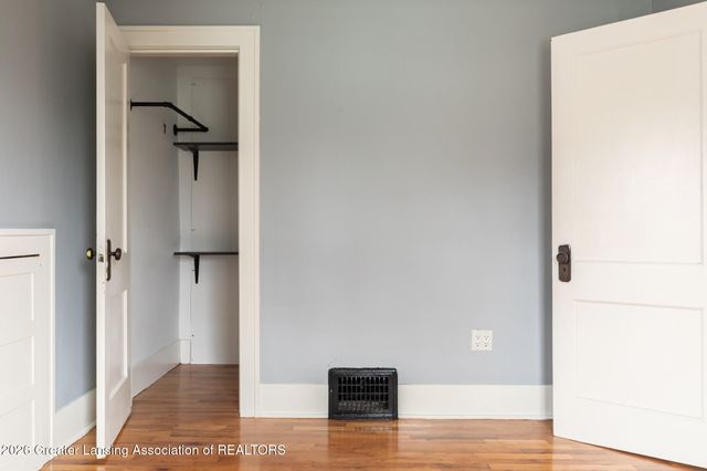 508 Leslie Street, Lansing, MI 48912