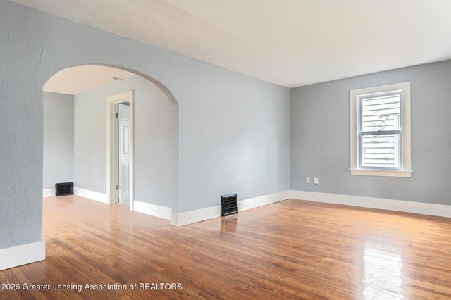 508 Leslie Street, Lansing, MI 48912