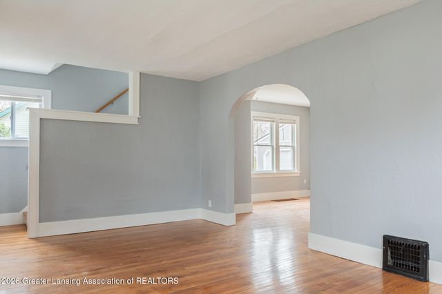 508 Leslie Street, Lansing, MI 48912