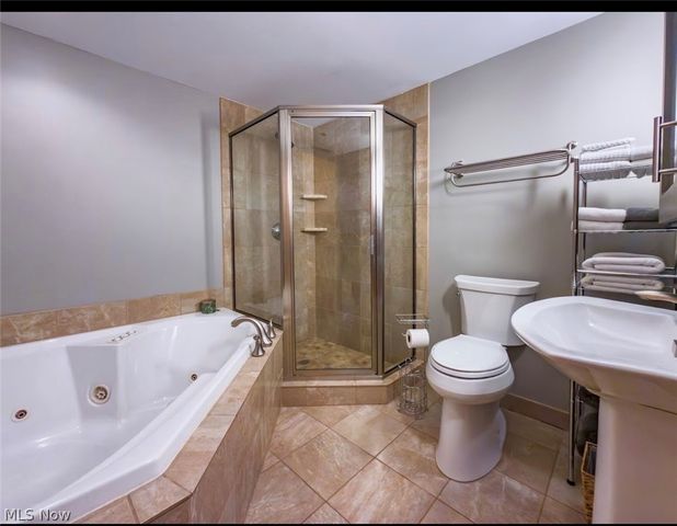 701 W Lakeside Avenue 503, Cleveland, OH 44113