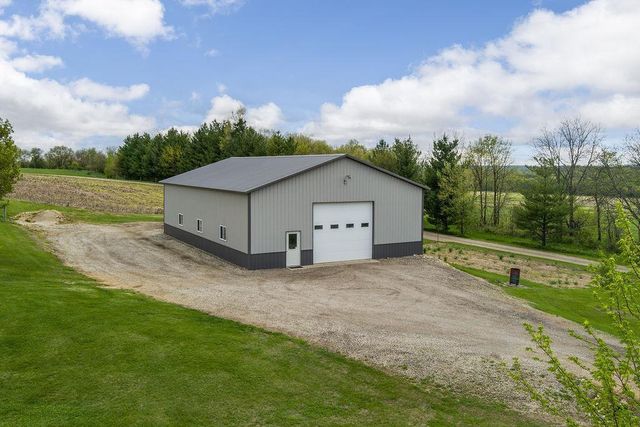 13541 Beloit Newark Road, Brodhead, WI 53520