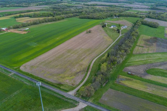 13541 Beloit Newark Road, Brodhead, WI 53520
