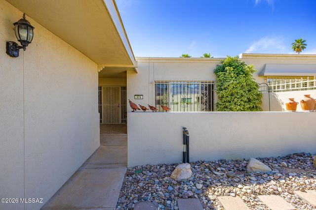 974 N Caribe Avenue, Tucson, AZ 85710