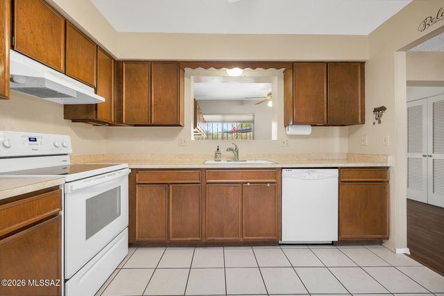 974 N Caribe Avenue, Tucson, AZ 85710