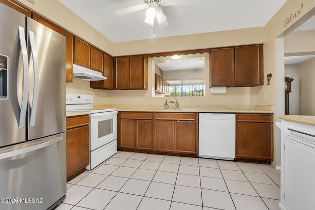 974 N Caribe Avenue, Tucson, AZ 85710