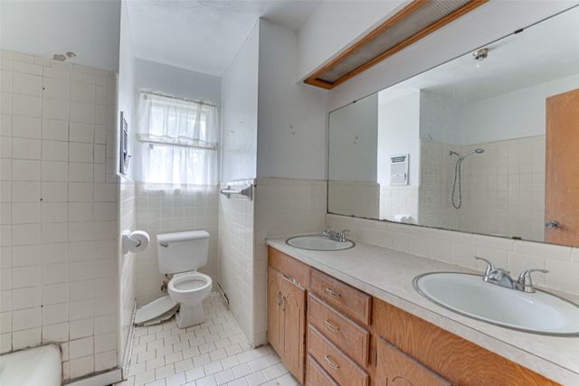 3057 Fm 1181, Ennis, TX 75119