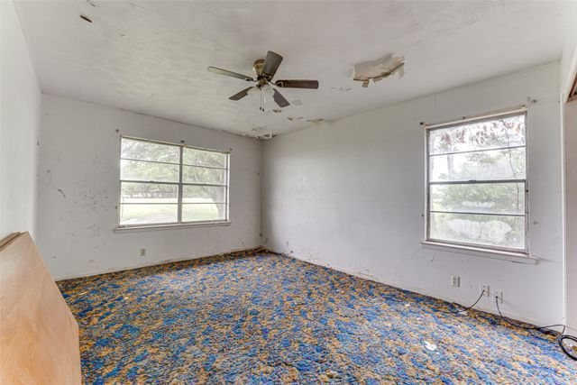 3057 Fm 1181, Ennis, TX 75119