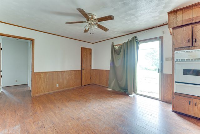 3057 Fm 1181, Ennis, TX 75119
