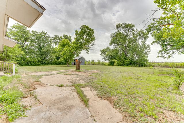 3057 Fm 1181, Ennis, TX 75119