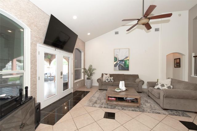 1914 Lakeside Crossing, Katy, TX 77494