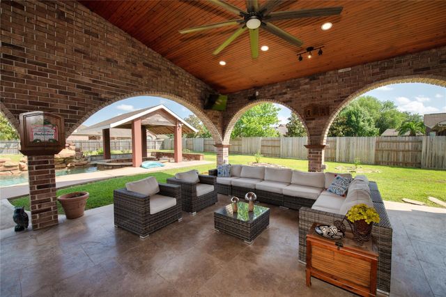 1914 Lakeside Crossing, Katy, TX 77494