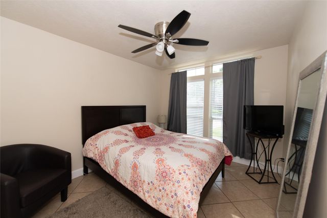 1914 Lakeside Crossing, Katy, TX 77494