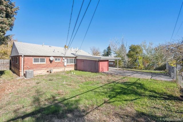 1050 Ash Court, Thornton, CO 80229