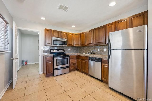 1050 Ash Court, Thornton, CO 80229