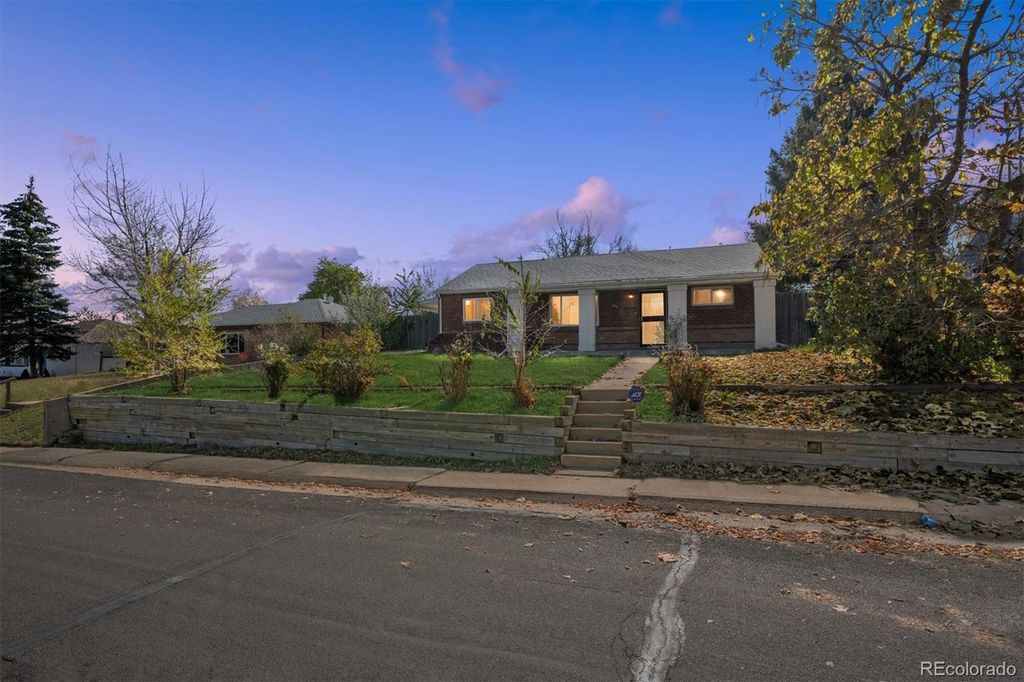 1050 Ash Court, Thornton, CO 80229