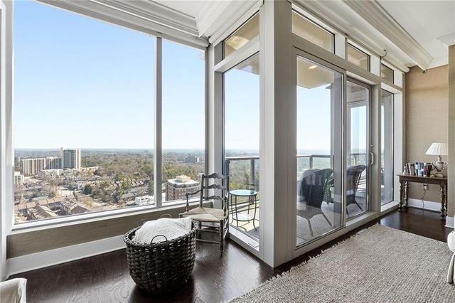 3630 Peachtree Road NE 2002, Atlanta, GA 30326