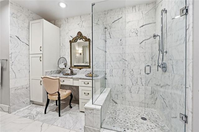 3630 Peachtree Road NE 2002, Atlanta, GA 30326
