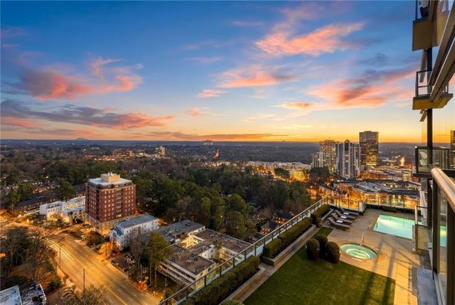 3630 Peachtree Road NE 2002, Atlanta, GA 30326
