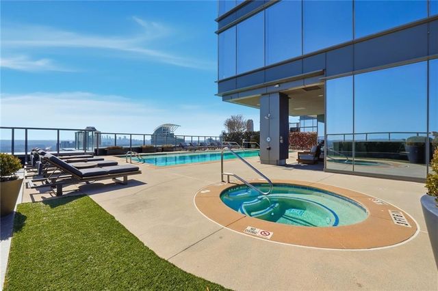 3630 Peachtree Road NE 2002, Atlanta, GA 30326