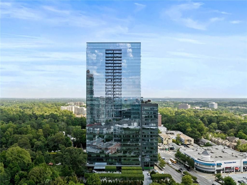 3630 Peachtree Road NE 2002, Atlanta, GA 30326