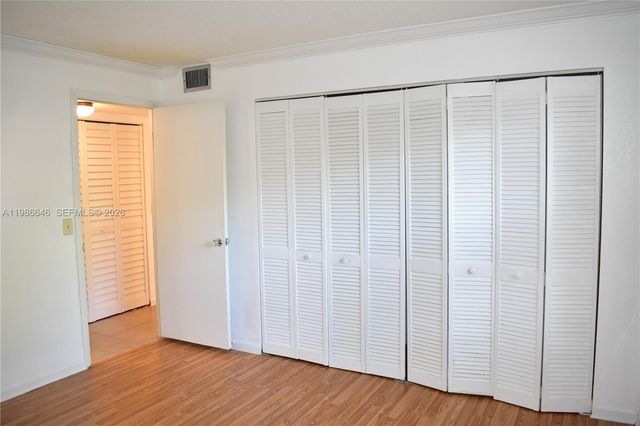 9561 Sunrise Lakes Boulevard 106, Sunrise, FL 33322