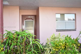 9561 Sunrise Lakes Boulevard 106, Sunrise, FL 33322