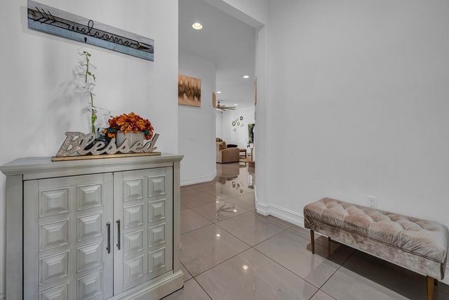 10030 Akenside Drive 10030, Boca Raton, FL 33428