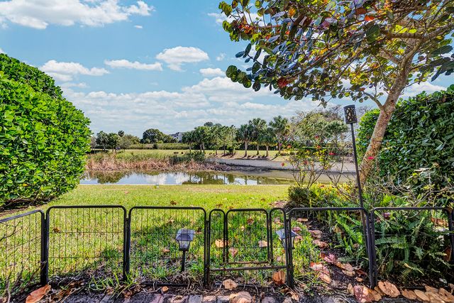 10030 Akenside Drive 10030, Boca Raton, FL 33428