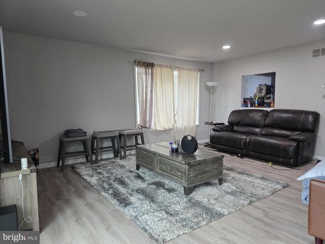 236 GREEN BLADE DR, Dover, DE 19904