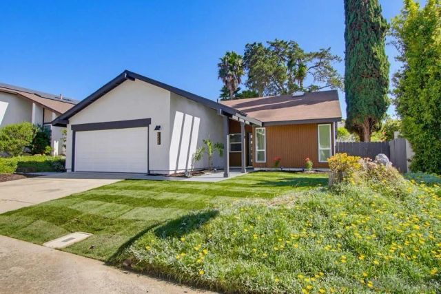 9555 Via Pereza, San Diego, CA 92129