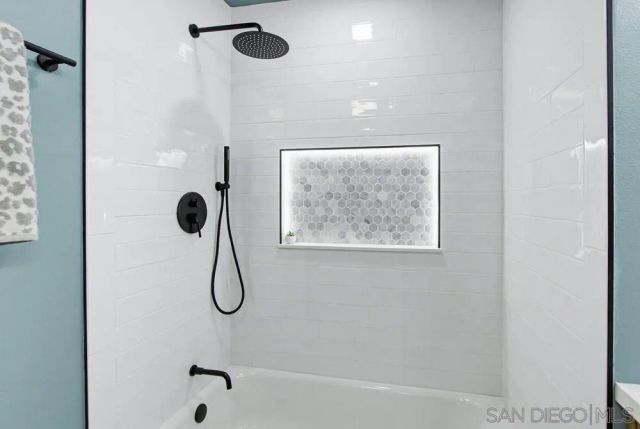 9555 Via Pereza, San Diego, CA 92129